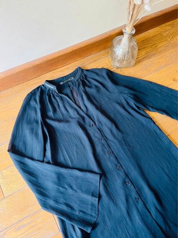 Sublime blouse chemise Zara noir XS fluide neuve à boutonnage décolleté en V