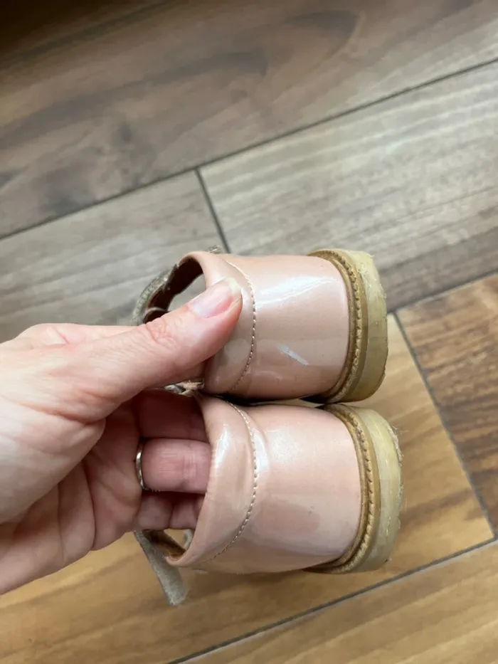 Sandales papillon GBB taille 25 - photo numéro 10