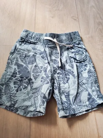 Short Kiabi 4 ans
