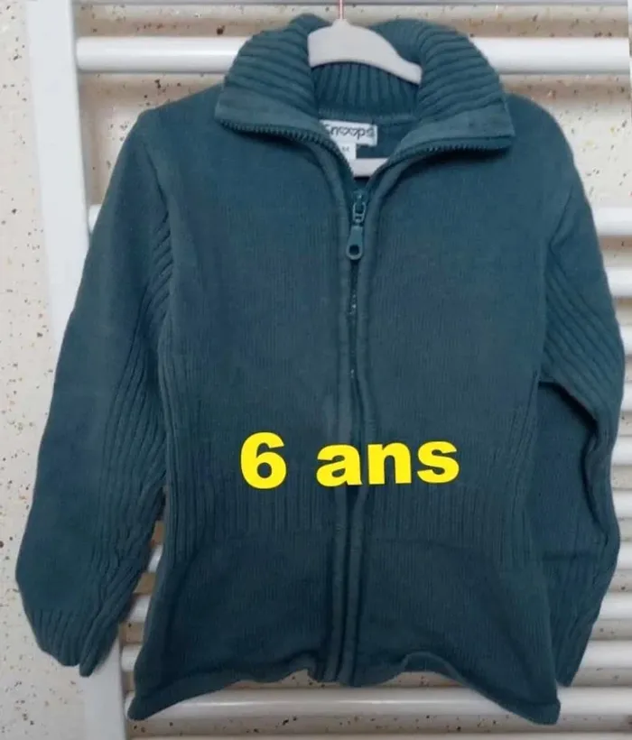 Gilet  bleu jeans Snoops  Taille  6 ans