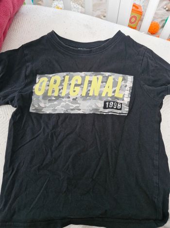Tee shirt primark 7 et 8 ans noir
