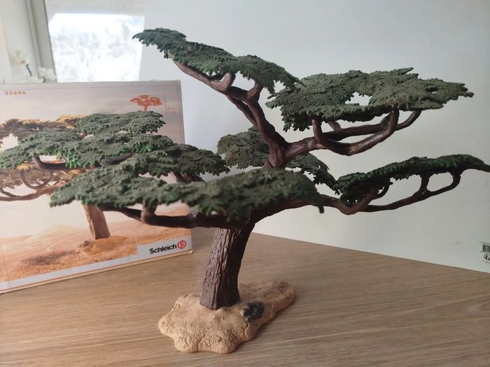 Figurine de décoration grand Arbre Collection + boîte d'origine - photo numéro 5