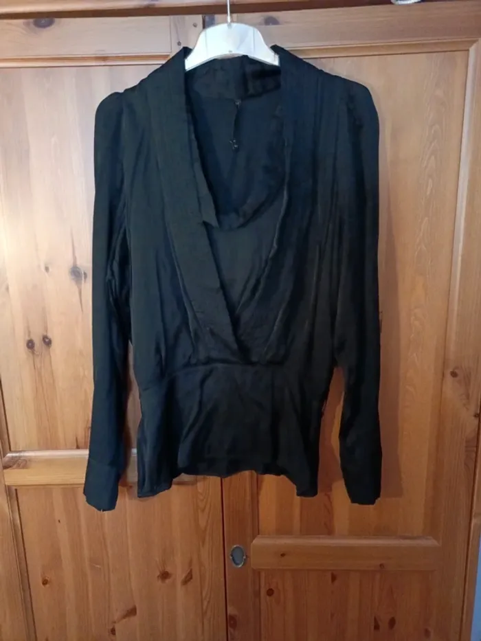 Haut taille 40
