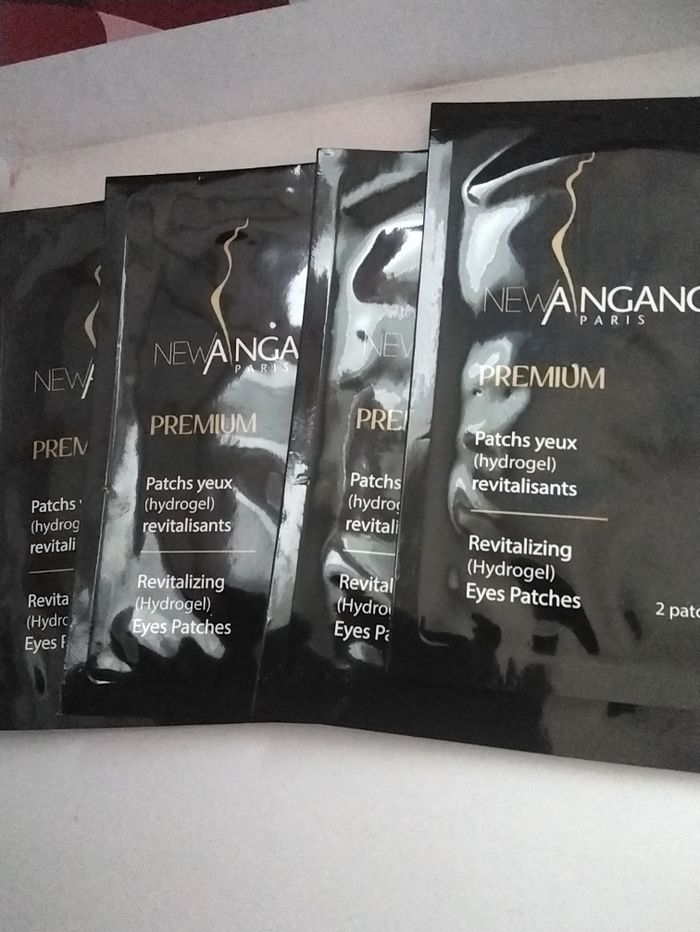 Paschs yeux revitalisant 4x2=8pachs + 1pach 25ml anti aging action - photo numéro 4