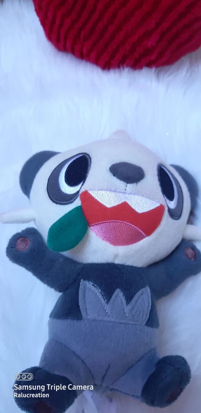 🩶Peluche Pokémon Pancham neuf sans étiquette - photo numéro 2