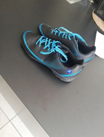 Baskets noir et bleu