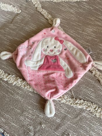 Peluche doudou plat carré 21cm tex lapin rose et blanc très bon état