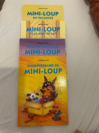 Lot de 4 livres Mini Loup