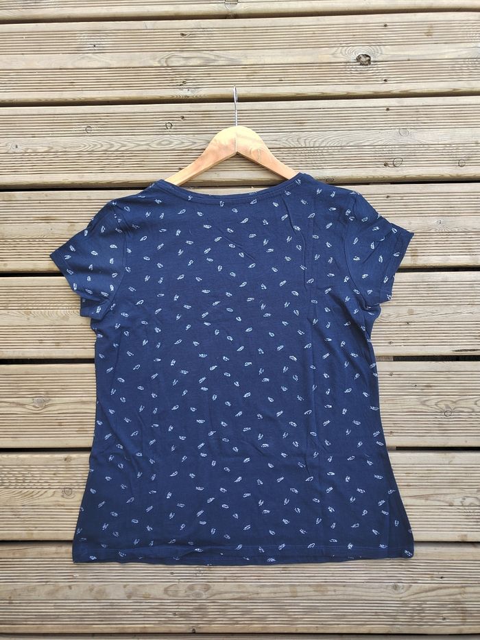 T-shirt Bleu Marine Femme à feuilles blanches – Taille 40 / L – Très bon état - photo numéro 3