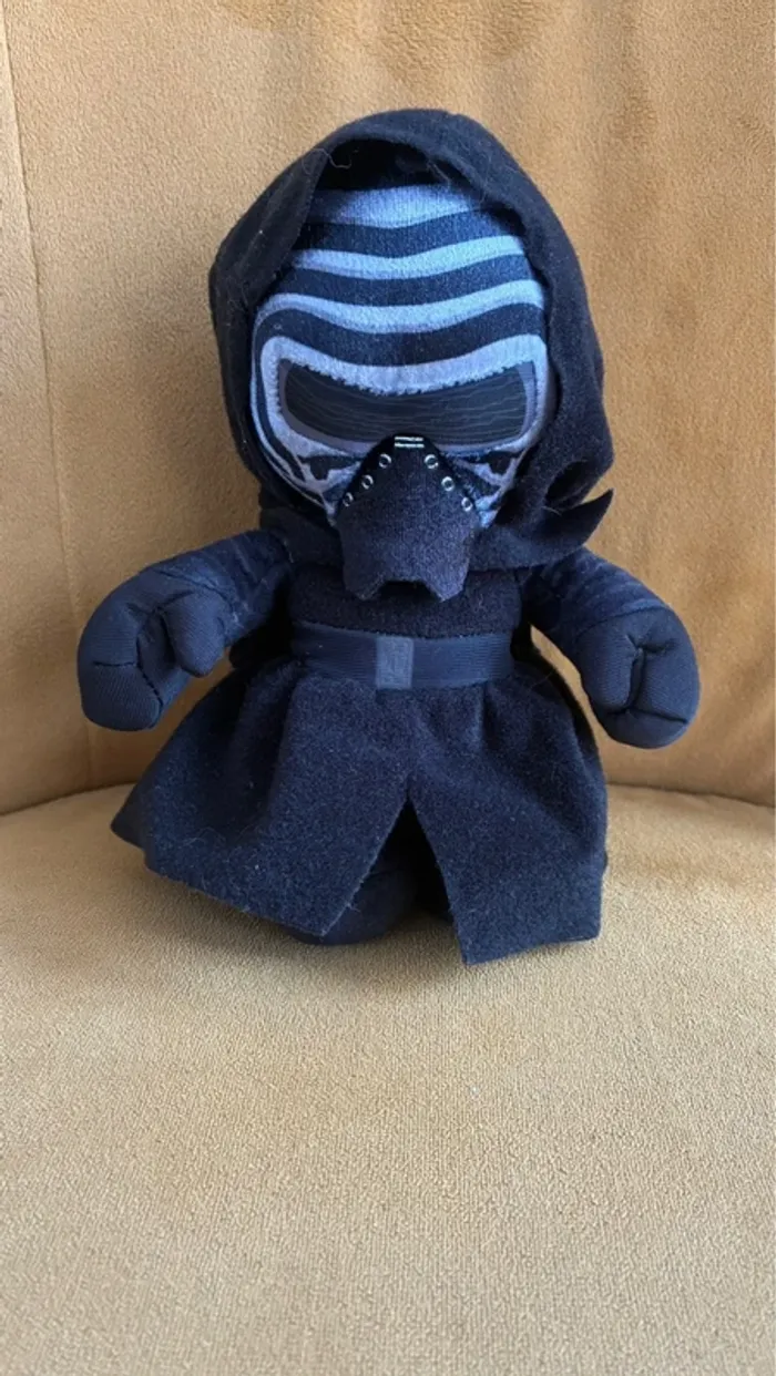 Peluche Kylo Ren officielle Star Wars