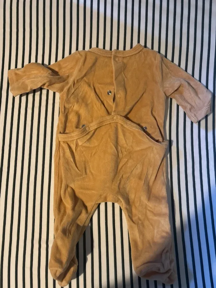 Pyjama - photo numéro 5
