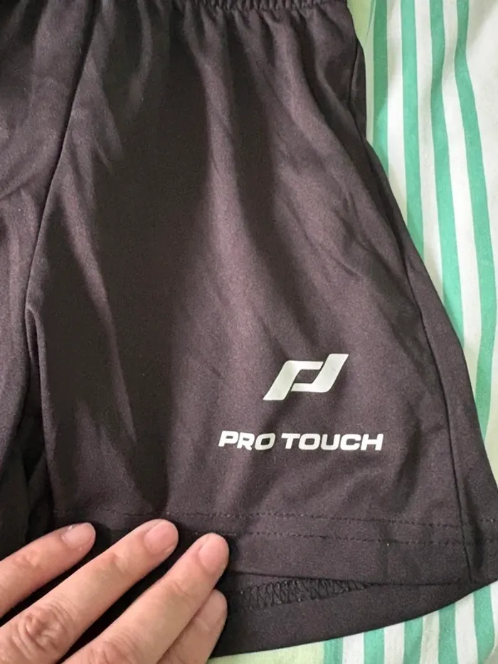 Lot vêtements de sport - photo numéro 6