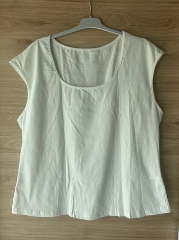 Débardeur blanc T44 neuf