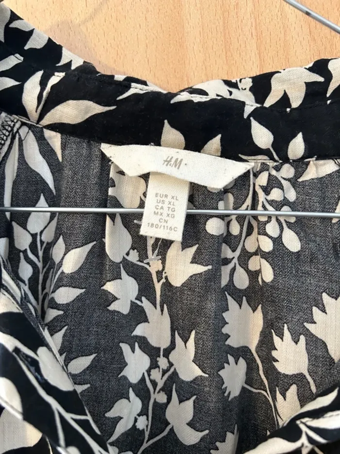 Superbe robe Noire et blanche/creme, taille XL - photo numéro 3