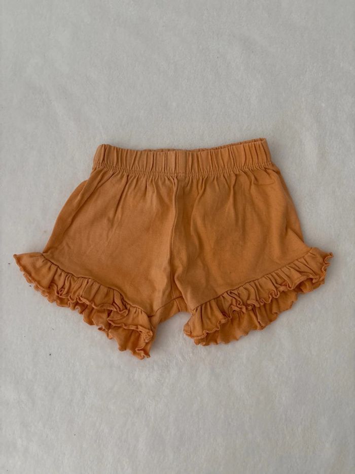 Short orange 3 mois
