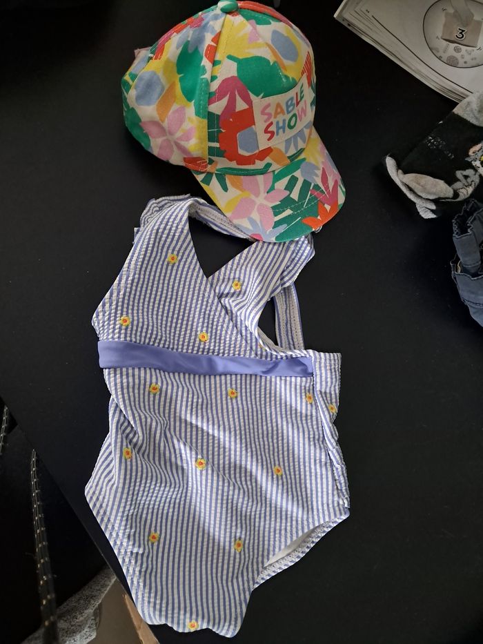 Joli maillot de bain Sergent major et casquette tao 💕