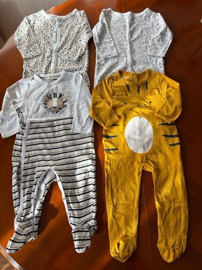 Pyjamas bébé - photo numéro 8