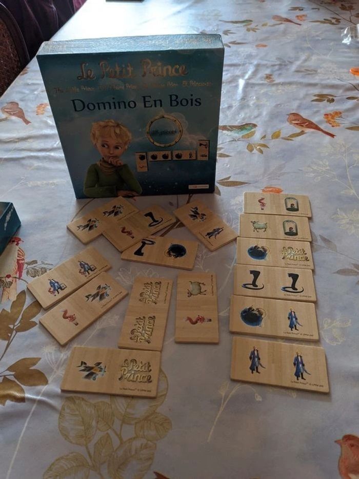 Domino en bois - photo numéro 2