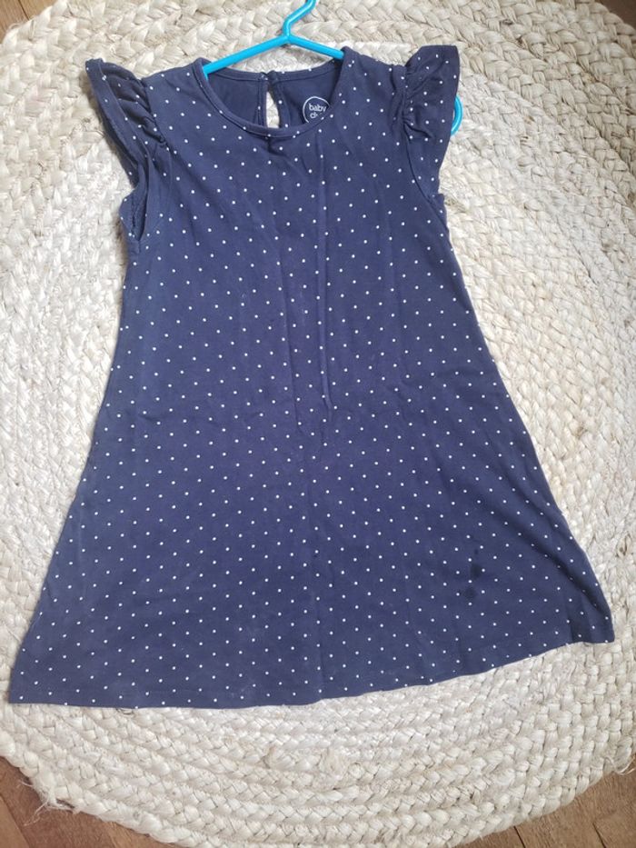 Robe à petits pois