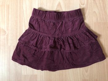 Jolie petite jupe courte en velours prune T. 3 ans fille