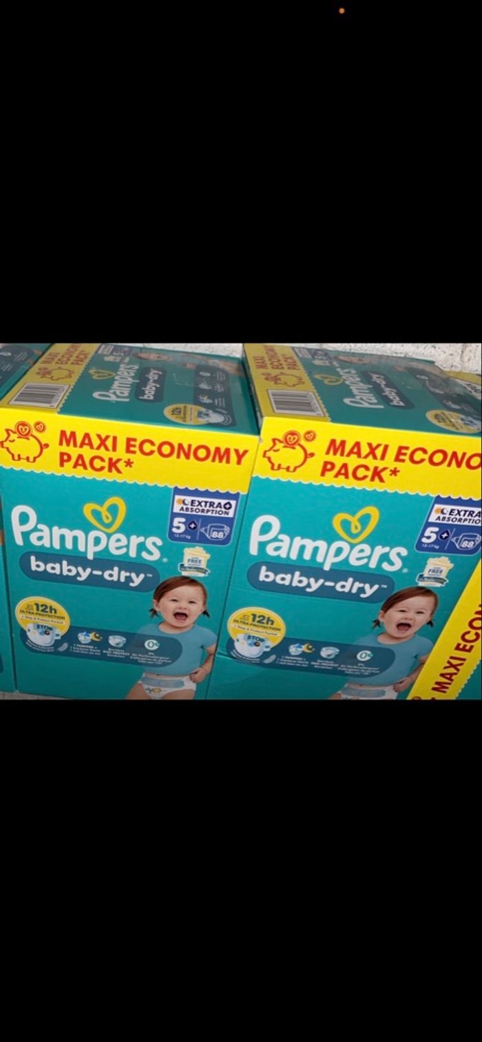 Pampers taille 5+