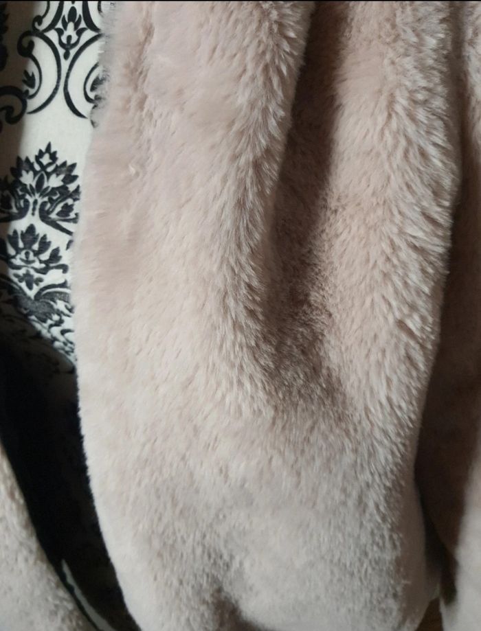 Blouson fausse fourrure - photo numéro 3