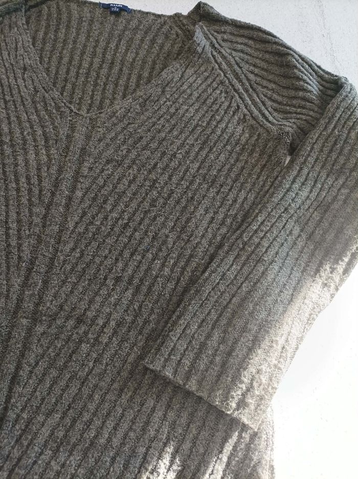 Pull vert kaki femme - photo numéro 4