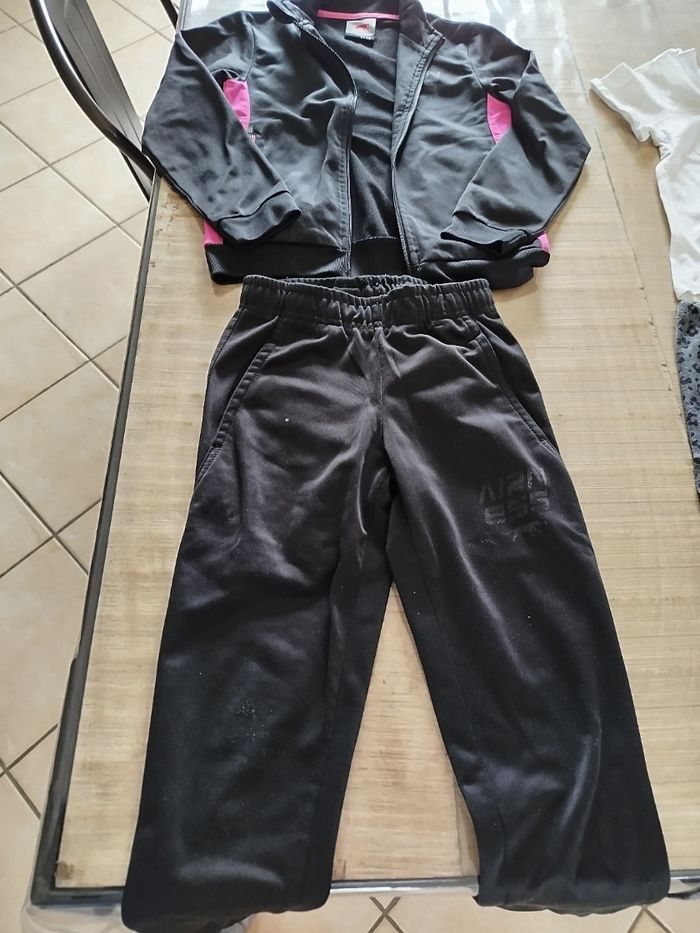 Lot de vêtements fille 8 ans - photo numéro 7
