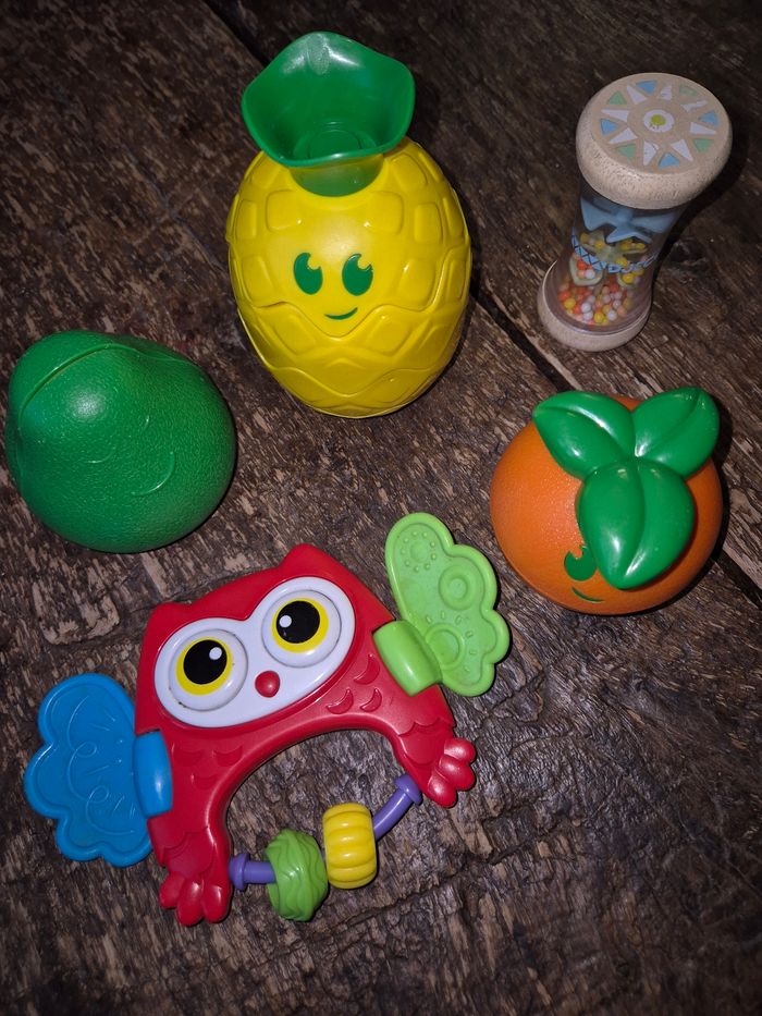 Lot de jeux d'éveil