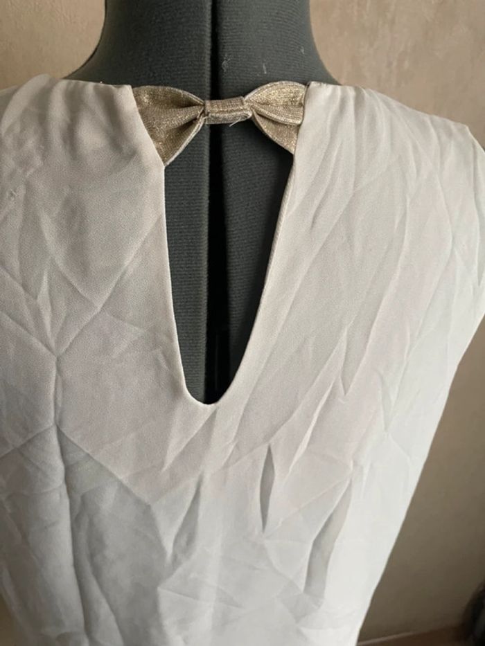 Top fluide sans manches écru détail lurex dore - photo numéro 4