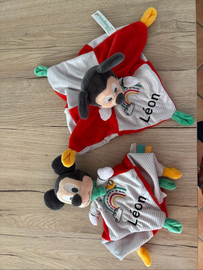 2 doudous Mickey « Léon » - photo numéro 2