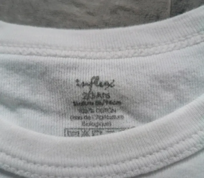 Lot t-shirts sous-vêtements bébé 2/3 ans - photo numéro 2