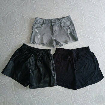 Lot de 3 Shorts – Gémo & Kiabi – Taille 16 ans