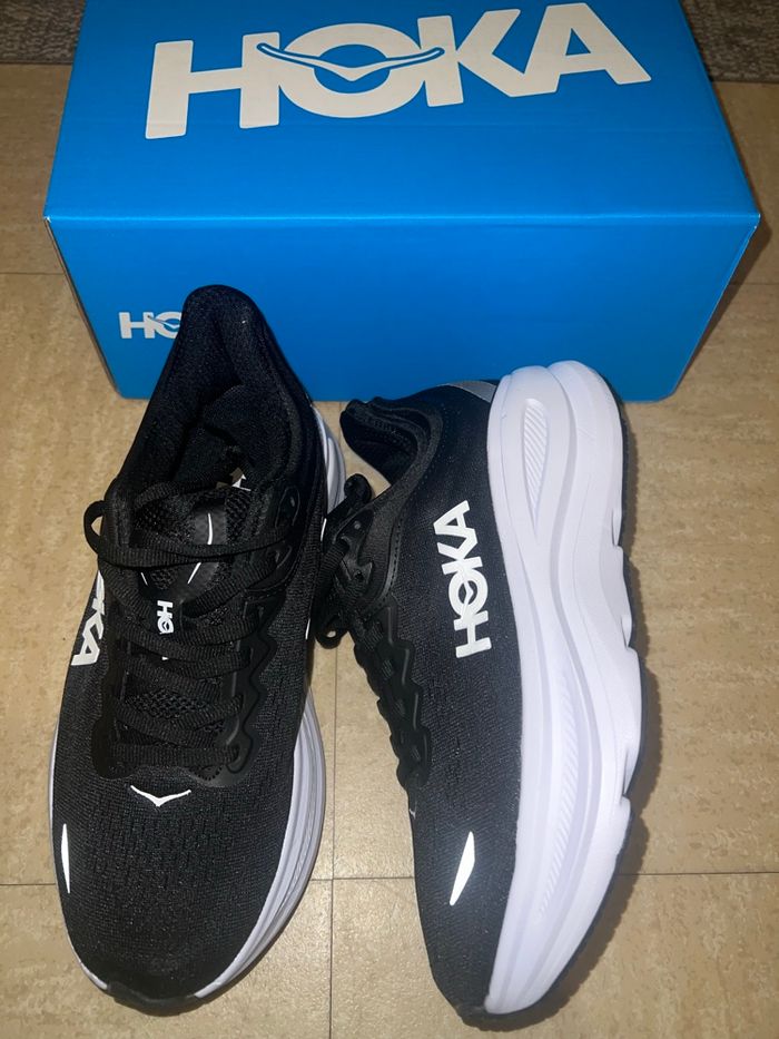 Hoka Bondi 9