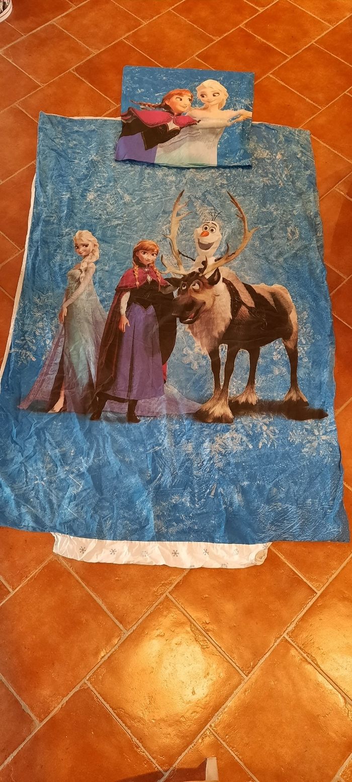 Housse de couette et taie d oreiller reine des neiges