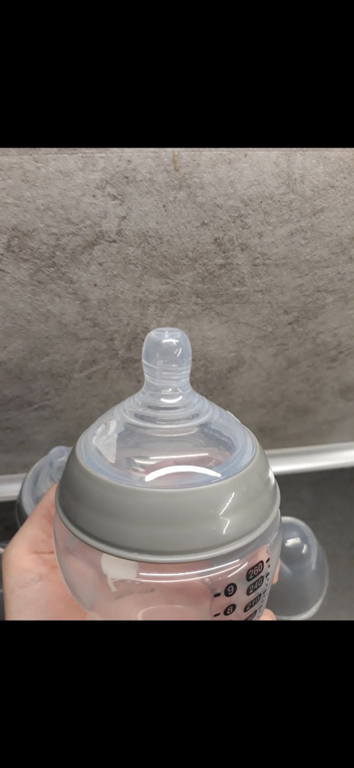 Biberon tommee tippee - photo numéro 2