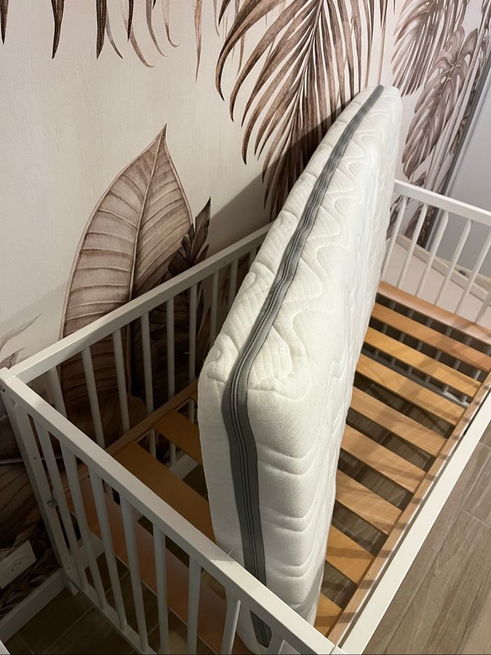 Lit bébé en bois avec matelas - photo numéro 6