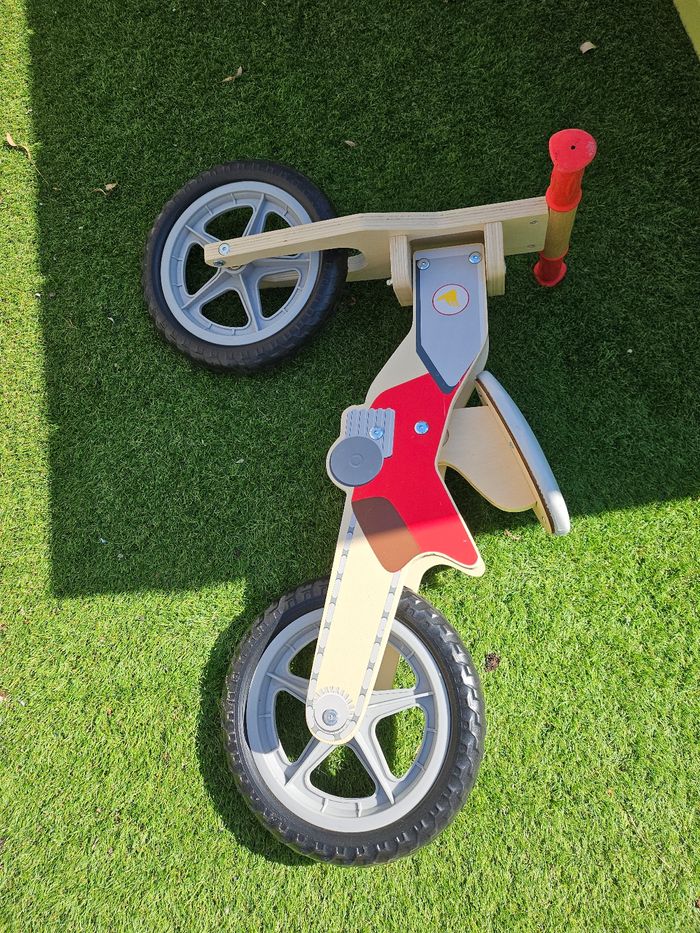 Moto, draisienne, en bois, playtive, lidl - photo numéro 2