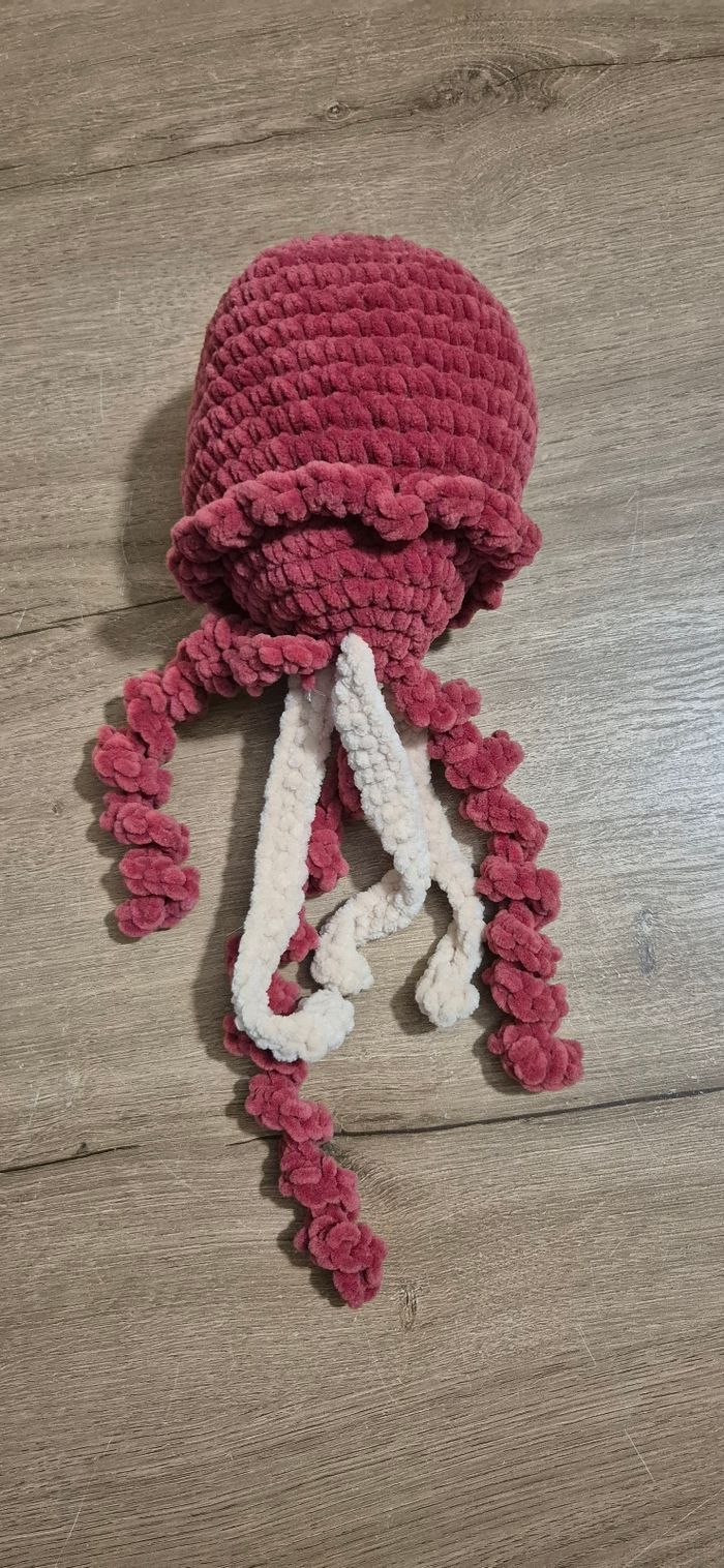 Pieuvre au crochet - photo numéro 3