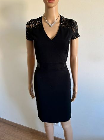 Robe noire neuve avec dentelle Morgan taille 34 (valeur 55€)