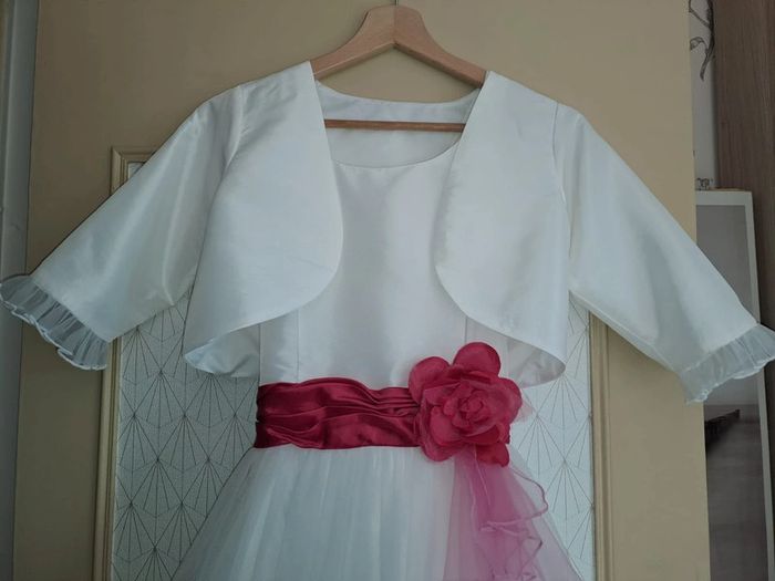 Magnifique robe de cérémonie nettoyée fille avec gilet comme neuve portée 2h point mariage 12 ans - photo numéro 4