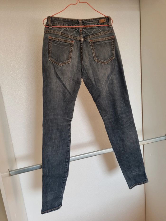 Jean t36 - photo numéro 3