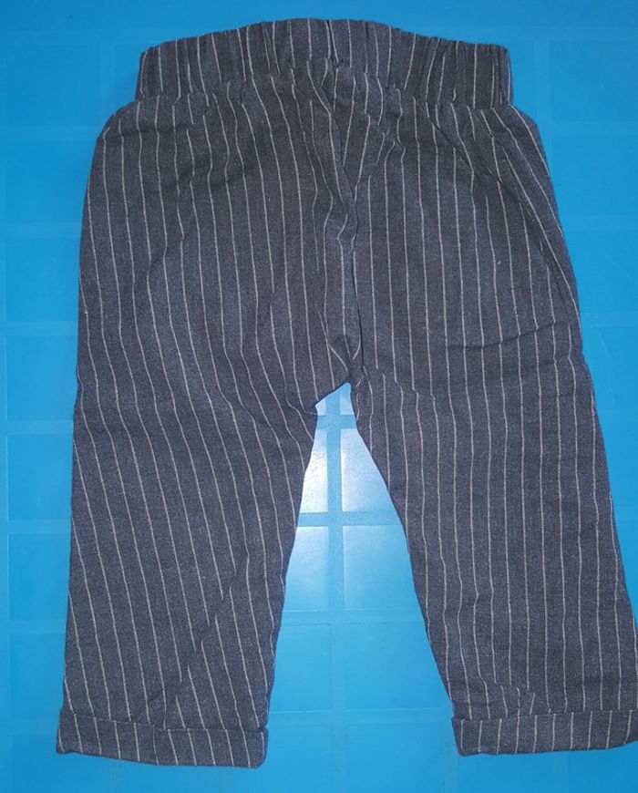 Pantalon épais, noir et blanc 12 mois - photo numéro 2