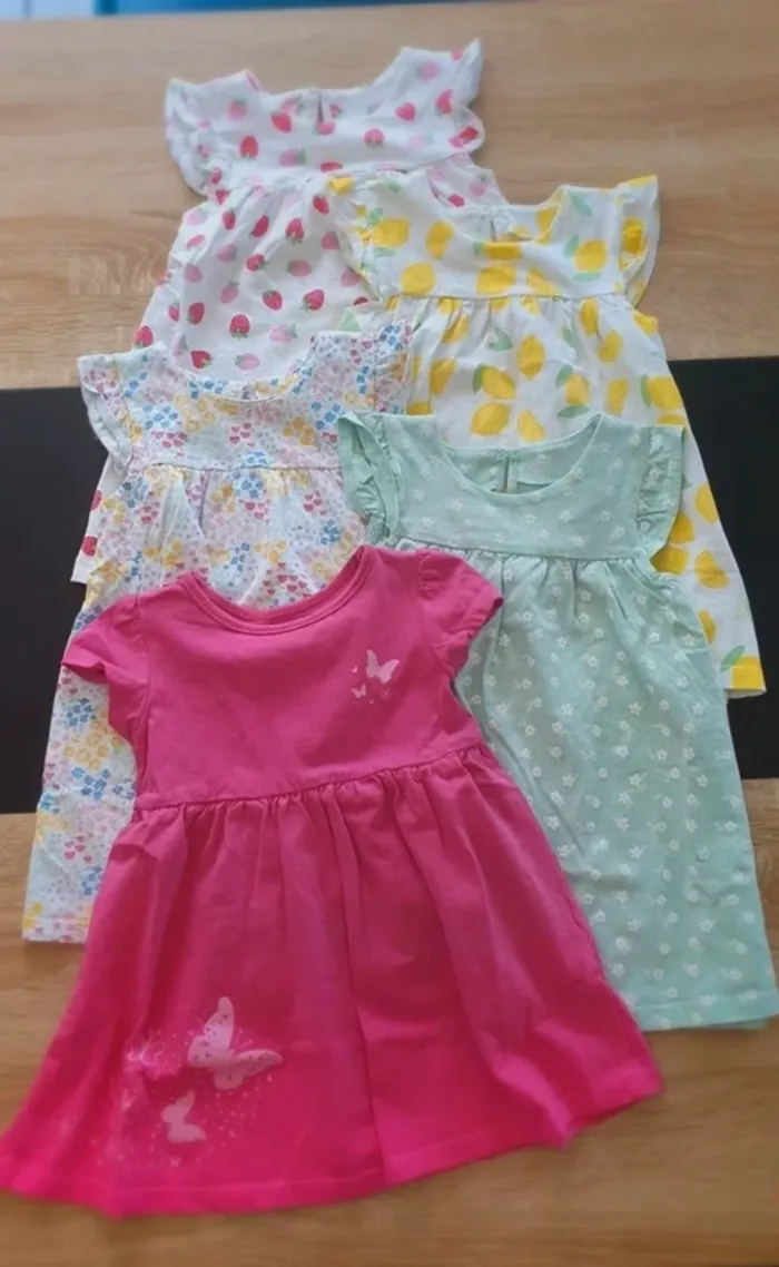 Lot de 5 robes 80 cm - photo numéro 2