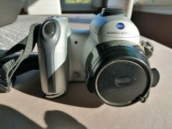 Appareil photo Compact Konica Minolta DiMAGE Z3 compact - 4.0 MP - 12x zoom optique