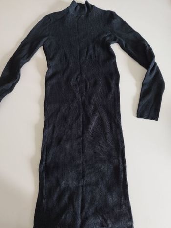 Robe mi-longue taille petit M