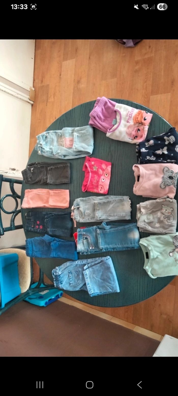 Gros lot vêtements fille 5 ans - photo numéro 4