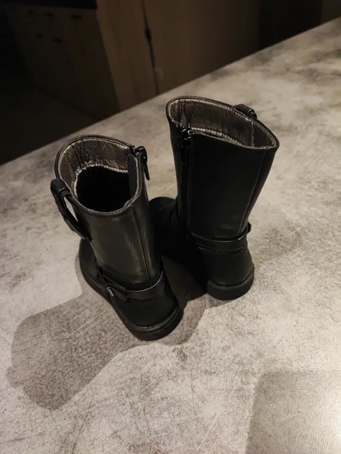 Bottes - photo numéro 3