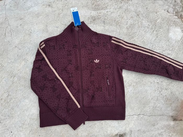 Veste en maille crochetée Adidas X Asos