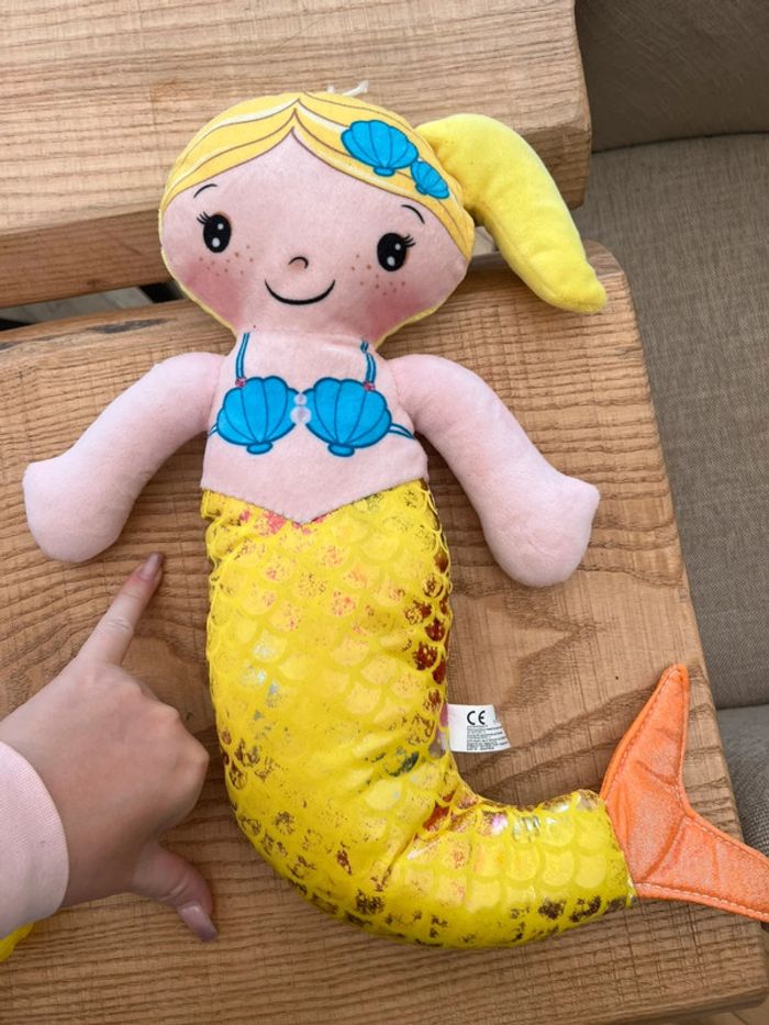 Grande peluche sirène poupée blonde doudou - photo numéro 3
